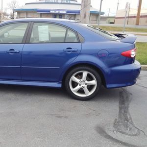 Meet your Posher, Aung